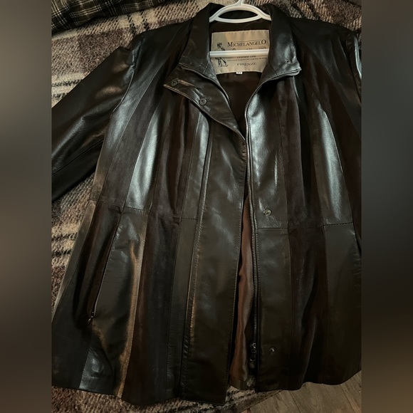 Ladies Micheal Angelo leather and suade. - Picture 5 of 5